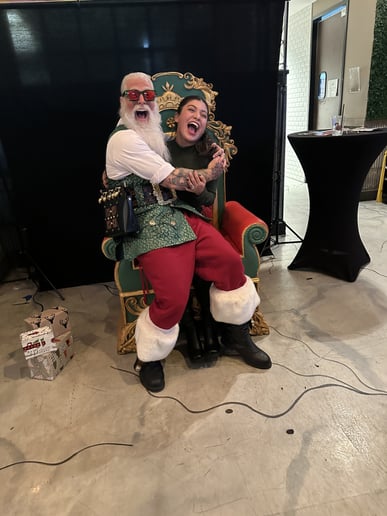 Gallery photo 6 of ReaL Santa Phil