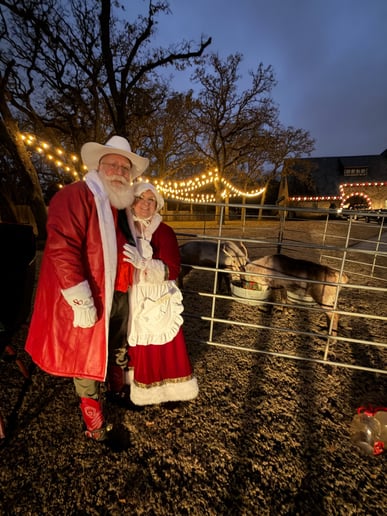 Gallery photo 6 of Real Santa Texas