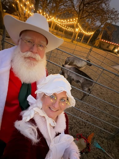 Gallery photo 9 of Real Santa Texas