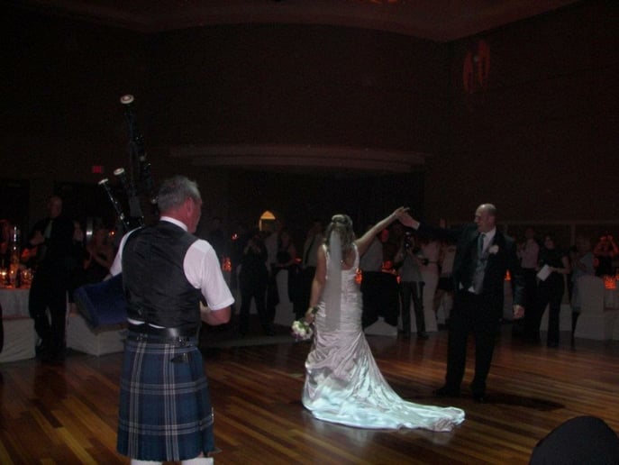 Gallery photo 5 of Real Scottish Bagpiper