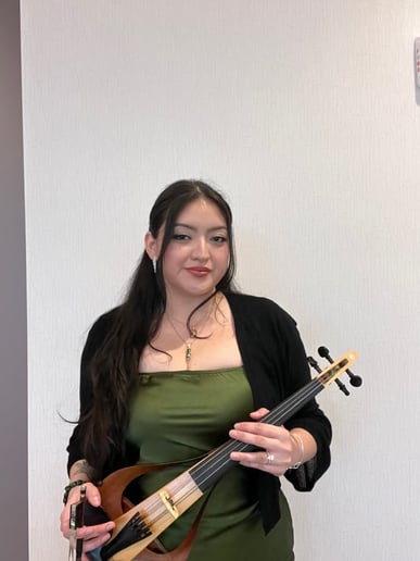 Gallery photo 9 of Rebeca Obermeier Violinist