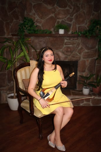 Gallery photo 1 of Rebeca Obermeier Violinist