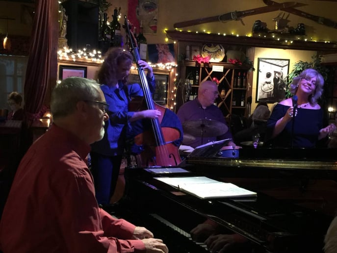 Gallery photo 10 of Rebecca Hardiman & Friends