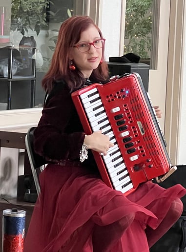Gallery photo 37 of Rebecca Jane Accordion/Keyboard/Pianist