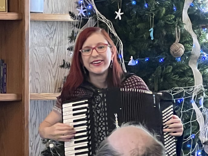 Gallery photo 41 of Rebecca Jane Accordion/Keyboard/Pianist
