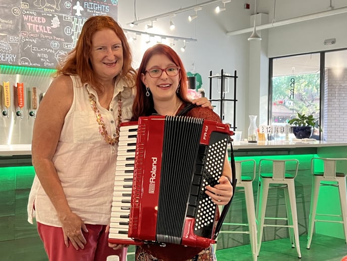 Gallery photo 49 of Rebecca Jane Accordion/Keyboard/Pianist