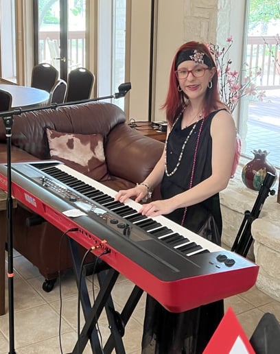 Gallery photo 52 of Rebecca Jane Accordion/Keyboard/Pianist