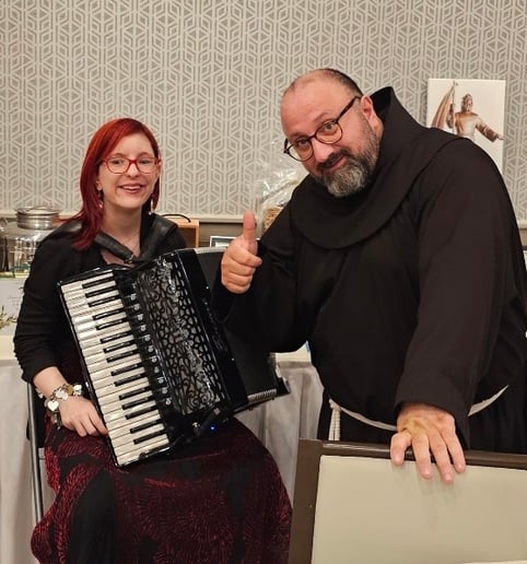 Gallery photo 60 of Rebecca Jane Accordion/Keyboard/Pianist