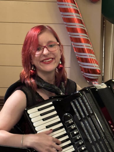 Gallery photo 67 of Rebecca Jane Accordion/Keyboard/Pianist