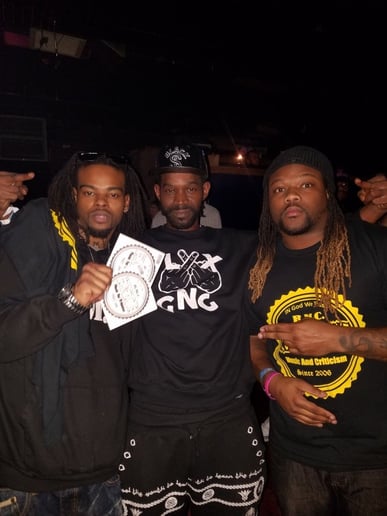 Gallery photo 1 of Mobody Da God