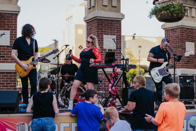 Gallery photo 3 of Red Delicious Band
