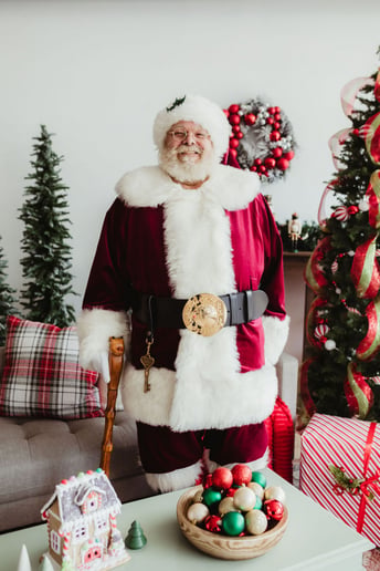Gallery photo 2 of Red River Santa