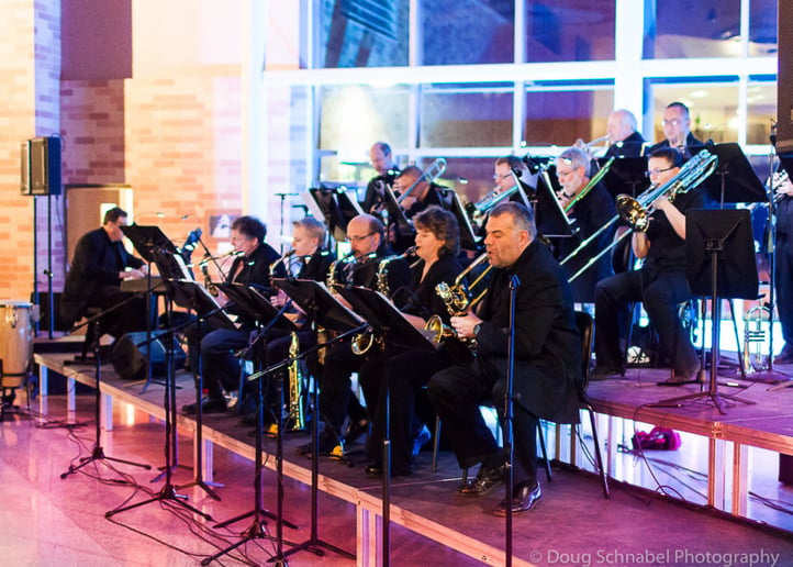 Gallery photo 3 of Red Rock Swing Band
