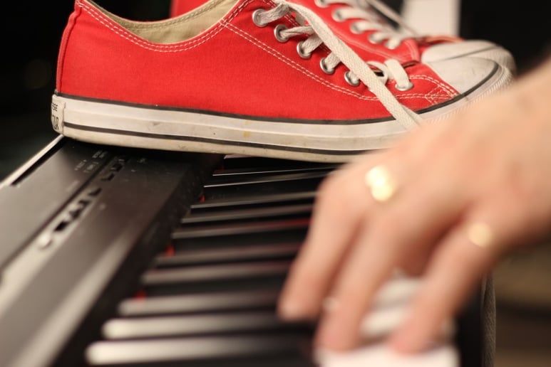 Gallery photo 1 of Red Shooz