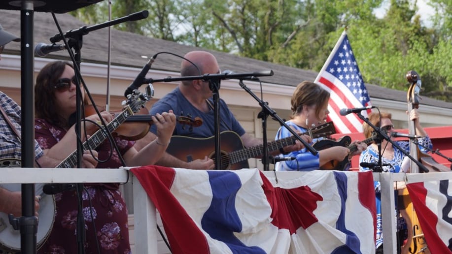 Gallery photo 7 of Red White & Bluegrass