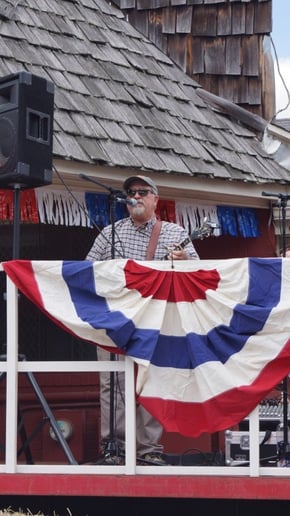 Gallery photo 3 of Red White & Bluegrass
