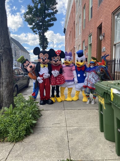 Gallery photo 7 of Ree-Ree the Clown and Friends