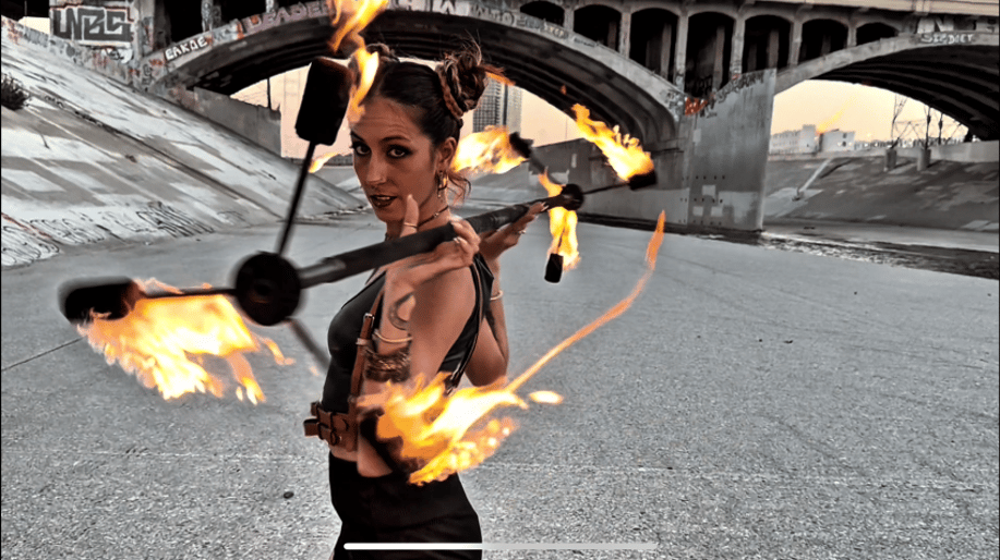 Gallery photo 7 of Powerfull Fire Performance - Nagini