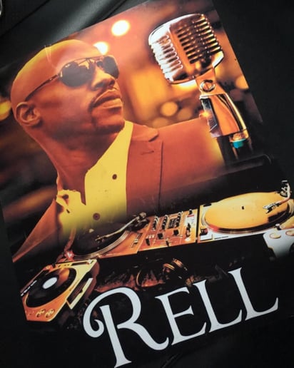 Gallery photo 1 of Rell