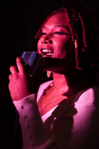 Gallery photo 4 of Relle the Poet