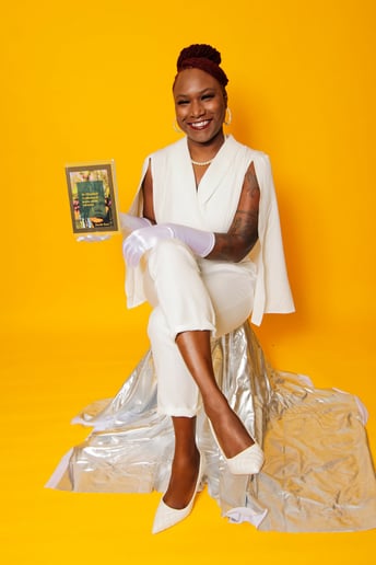 Gallery photo 5 of Relle the Poet