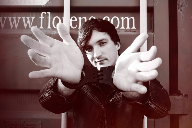 Gallery photo 3 of Ren Gabriel Magic or Reality