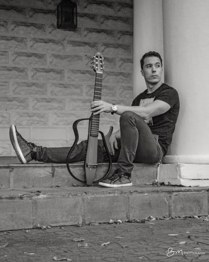 Gallery photo 2 of Renan Nerone Live Music
