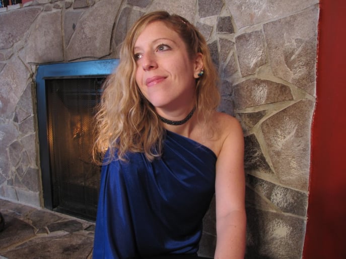 Gallery photo 1 of Renee Cross