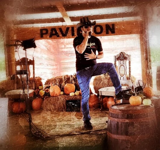 Gallery photo 5 of Mark Houghton Renegade Fusion Country Cover Artist