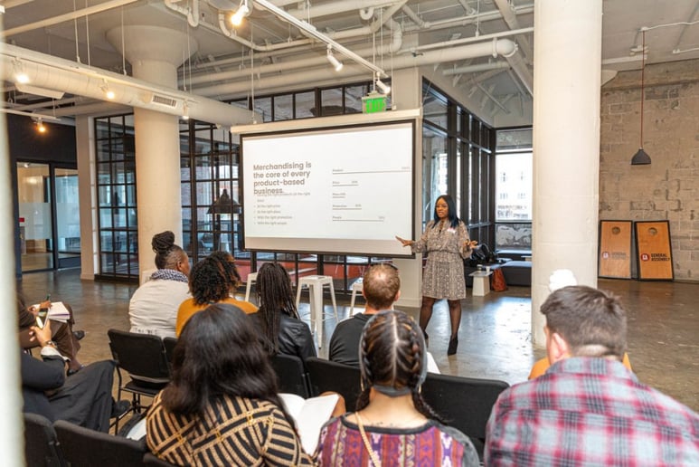 Gallery photo 6 of DeAnna McIntosh, Business Motivational Speaker