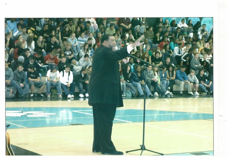 Gallery photo 1 of Rev. Dennis Morgan Brown/"The Voice of King"