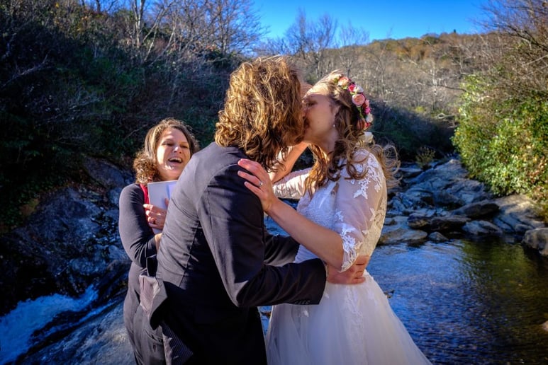 Gallery photo 2 of Reverend Nani Wedding Officiant
