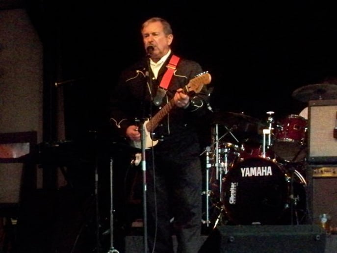 Gallery photo 1 of Mike Mac And The Rockabilly Cats
