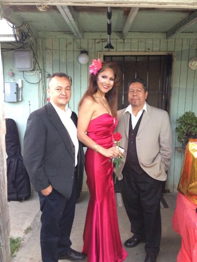 Gallery photo 11 of Reyna y su Trio Latin-Mariachi Band