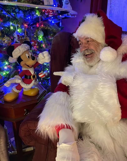 Gallery photo 3 of Rhode Island Santa