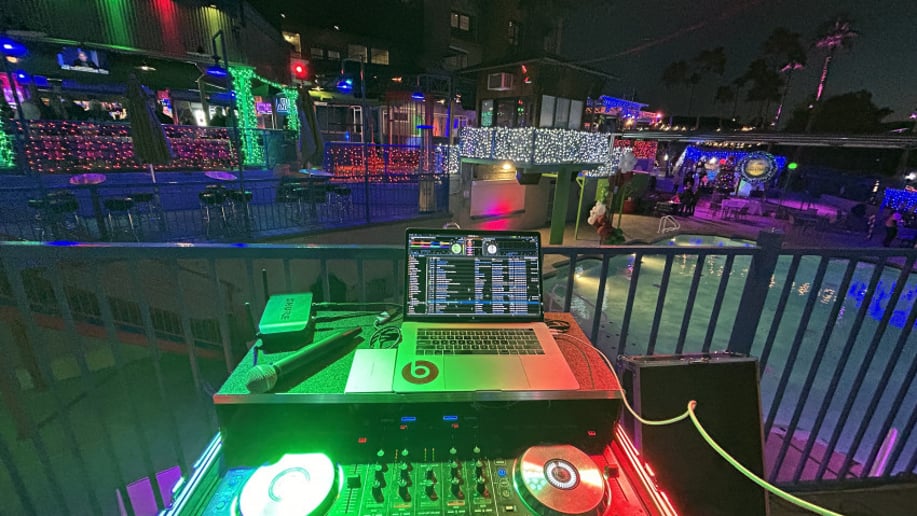 Gallery photo 8 of Rhythms N' Grooves (Club & Mobile DJs)