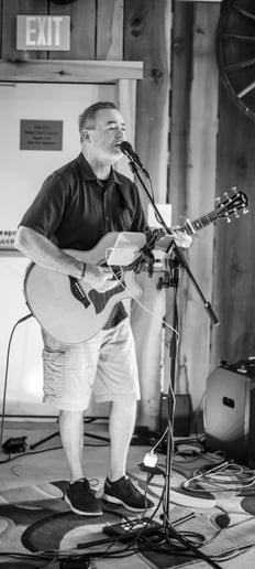 Gallery photo 5 of Rich Bryant Acoustic