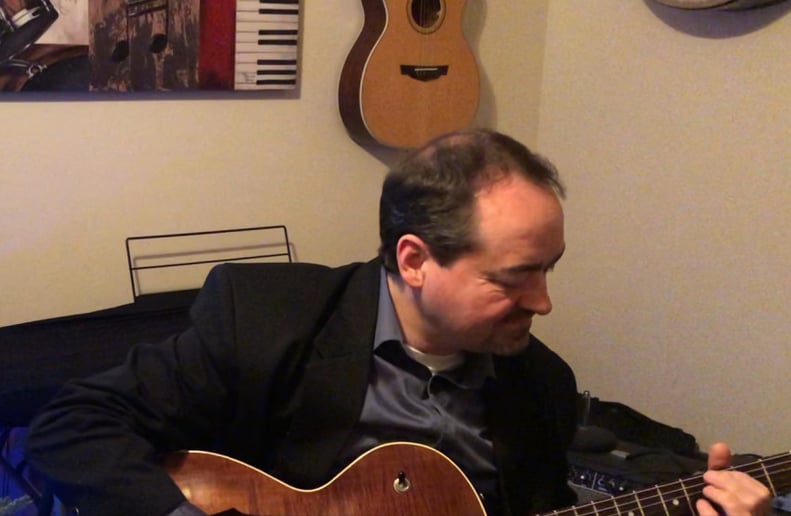 Gallery photo 3 of Rich Hawkins -Guitarist