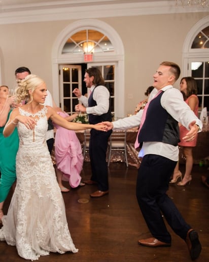 Gallery photo 3 of Rich View Weddings and Events