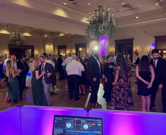 Gallery photo 5 of Rich View Weddings and Events