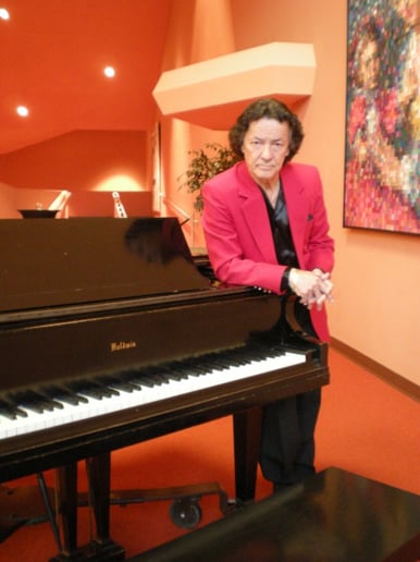 Gallery photo 1 of Richard Ferreira