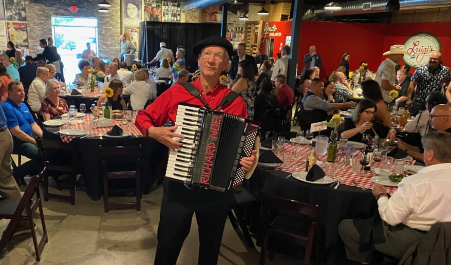 Gallery photo 4 of Richard Noel Digital Accordionist