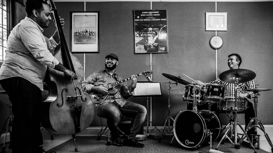 Gallery photo 6 of Richard Peña Music