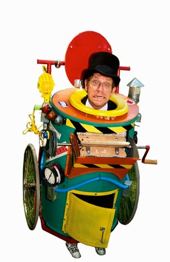 Gallery photo 9 of Too Much Fun with Richard Renner the Vodvill Klown