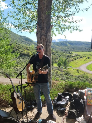 Gallery photo 2 of Richman Acoustic