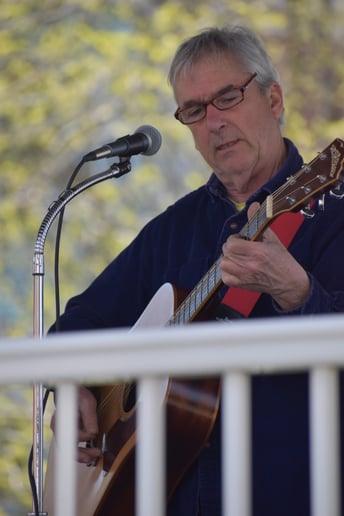 Gallery photo 2 of RIck Thombs