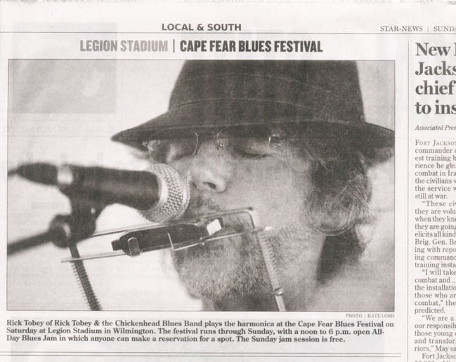 Gallery photo 7 of Rick Tobey playin dem Chickenhead Blues