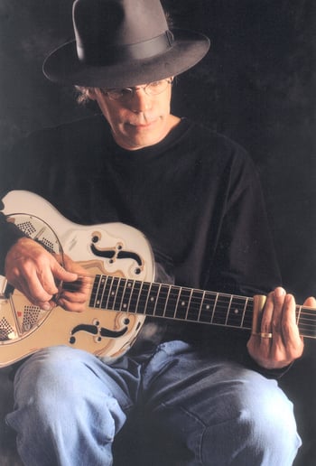 Gallery photo 9 of Rick Tobey playin dem Chickenhead Blues