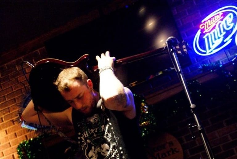 Gallery photo 2 of Ricochet