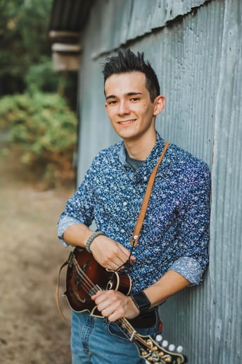 Gallery photo 4 of Riley Gilbreath & Lone Star Blue